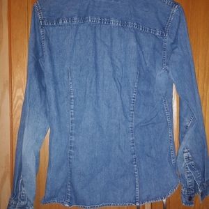Guess Jean shirt